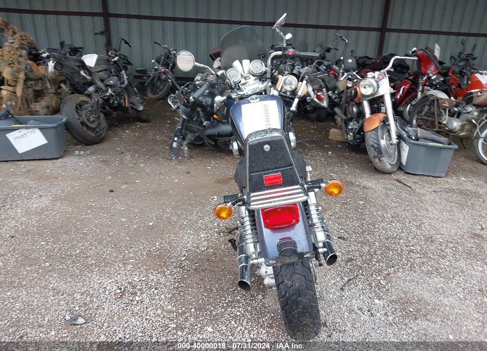 2000 KAWASAKI VN750 VIN: JKAVNDA11YB541851