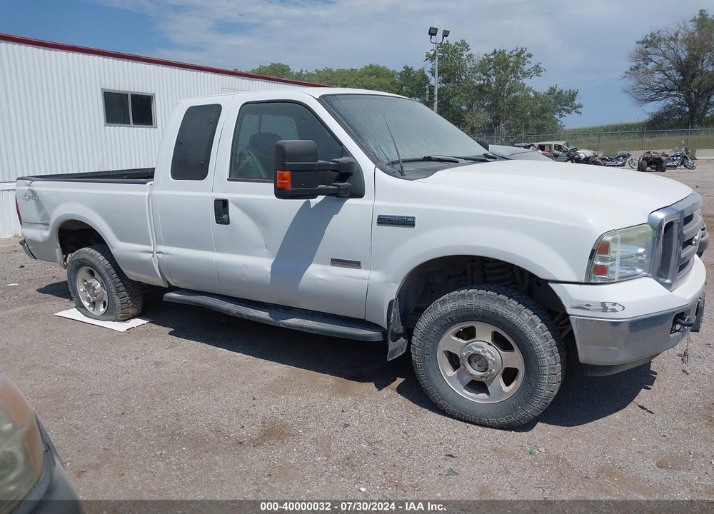 2005 FORD F-250 LARIAT/XL/XLT VIN: 1FTSX21P35EC64495