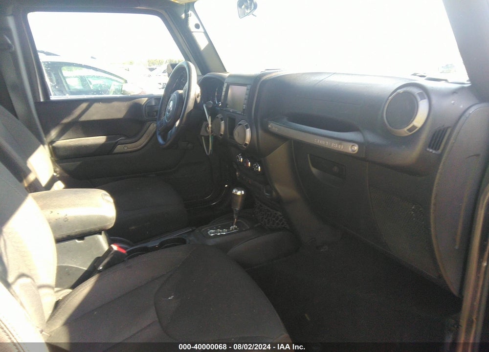 2016 JEEP WRANGLER UNLIMITED SPORT VIN: 1C4BJWDGXGL226135