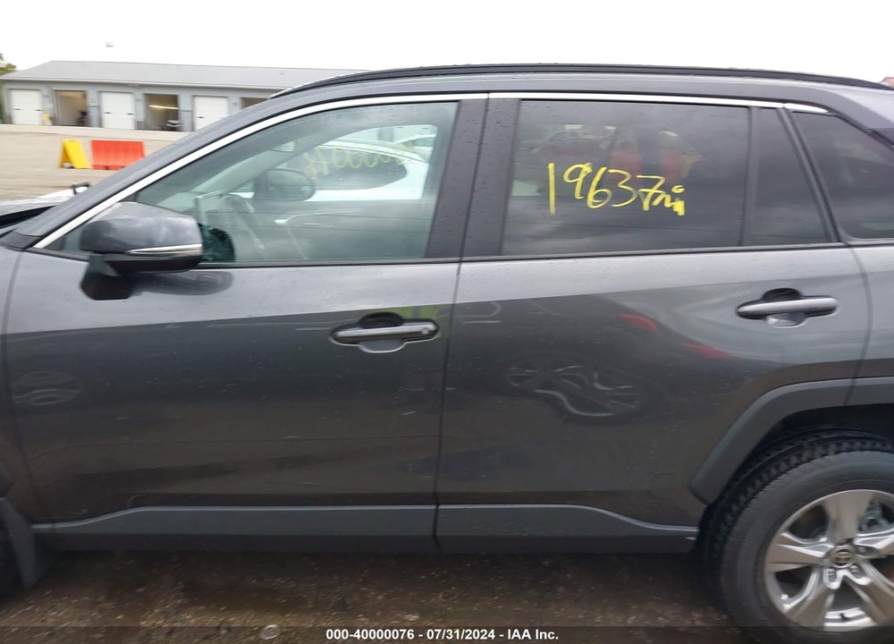 2023 TOYOTA RAV4 XLE VIN: 2T3P1RFV9PC327782