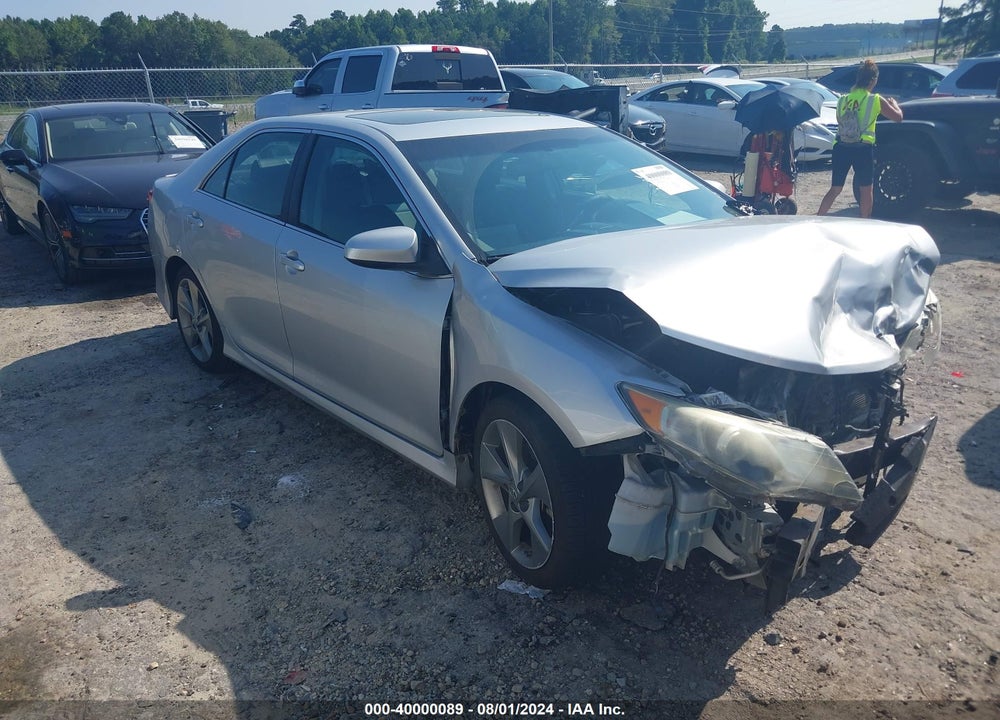 2013 TOYOTA CAMRY SE V6 VIN: 4T1BK1FKXDU528480