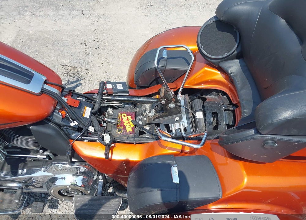 2019 HARLEY-DAVIDSON FLHTCUTG VIN: 1HD1MAF16KB854379