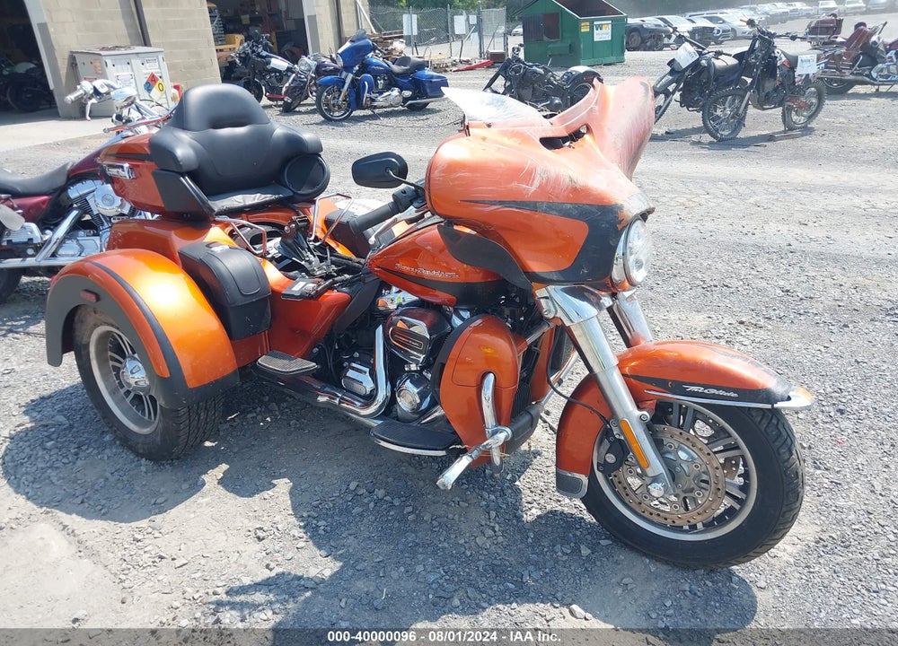2019 HARLEY-DAVIDSON FLHTCUTG VIN: 1HD1MAF16KB854379
