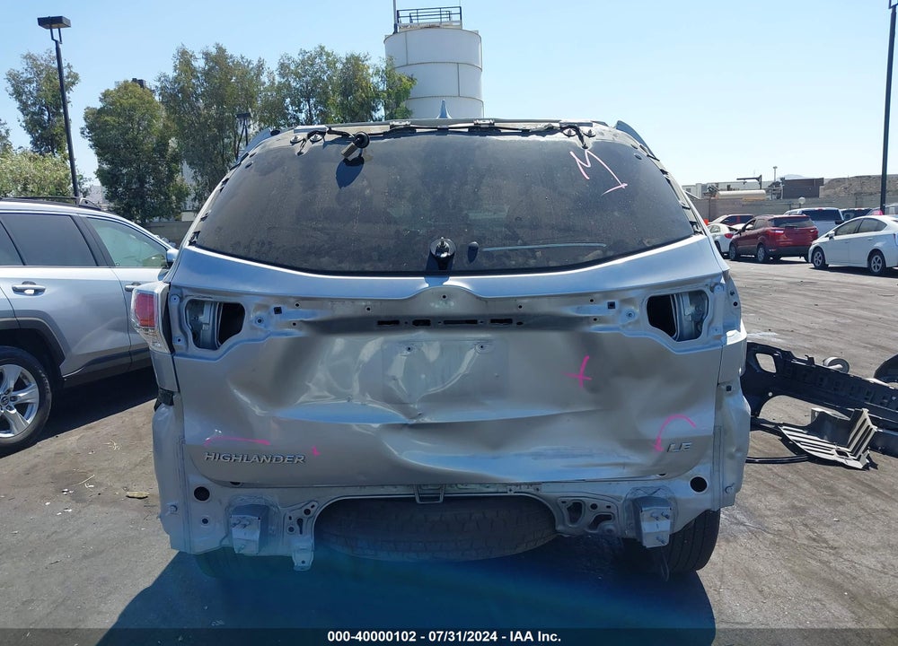 2015 TOYOTA HIGHLANDER LE PLUS V6 VIN: 5TDZKRFH0FS086273