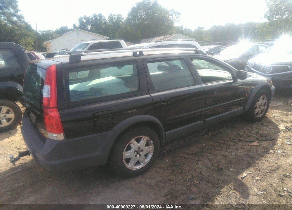2005 VOLVO XC70 2.5T AWD VIN: YV1SZ592751173882