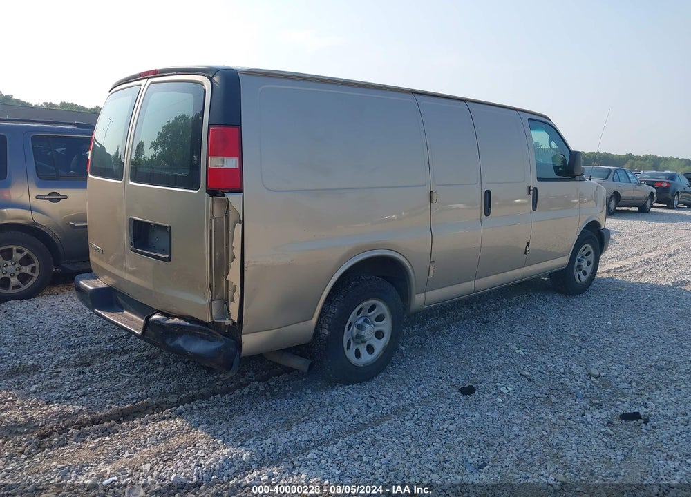 2009 CHEVROLET EXPRESS 1500 WORK VAN VIN: 1GCFG15X991157776