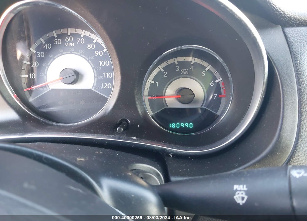 2013 CHRYSLER 200 LX VIN: 1C3CCBAB3DN646579