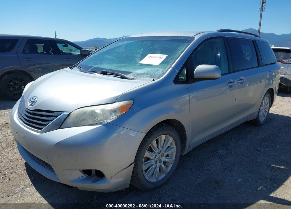 2013 TOYOTA SIENNA LE 7 PASSENGER VIN: 5TDJK3DC4DS071256