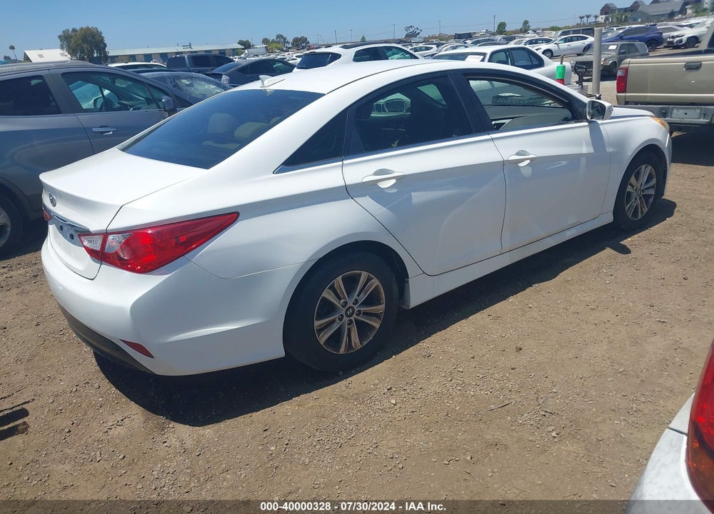 2014 HYUNDAI SONATA GLS VIN: 5NPEB4AC7EH863632