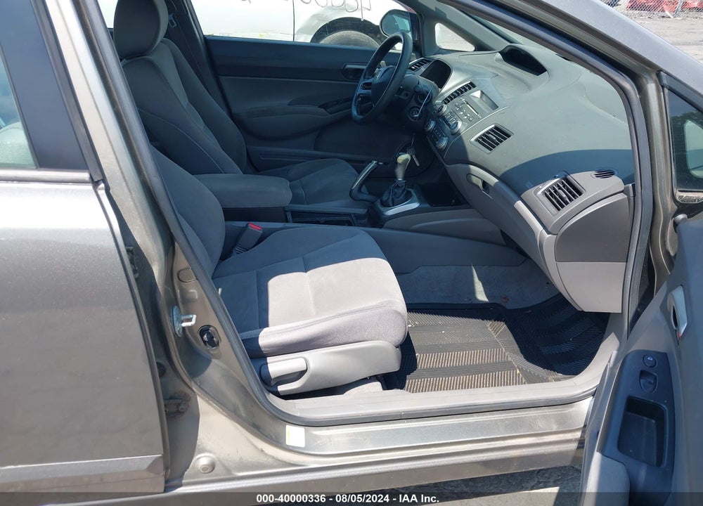 2006 HONDA CIVIC VIN: JHMFA15556S002100