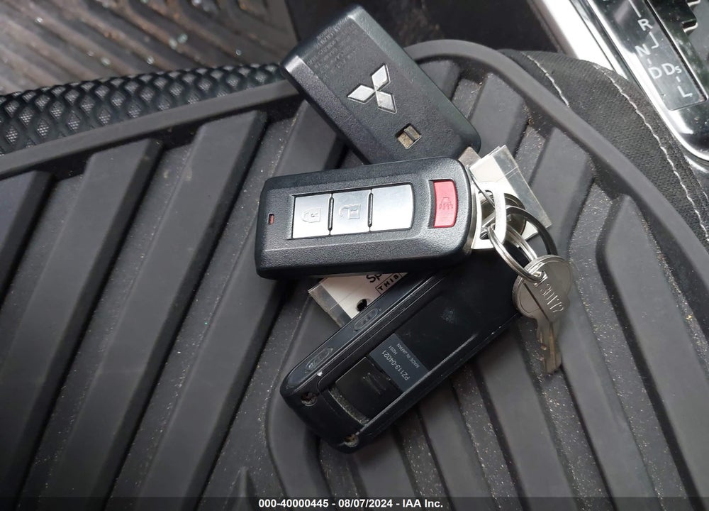 2017 MITSUBISHI OUTLANDER SE VIN: JA4AZ3A33HZ064331