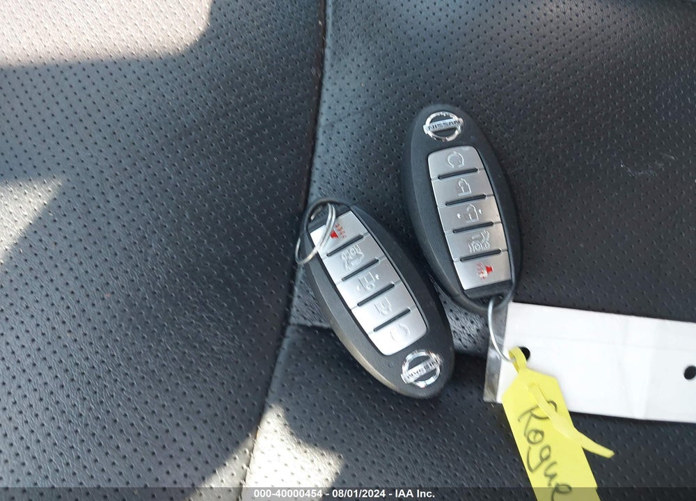 2019 NISSAN ROGUE SL VIN: 5N1AT2MV0KC797523