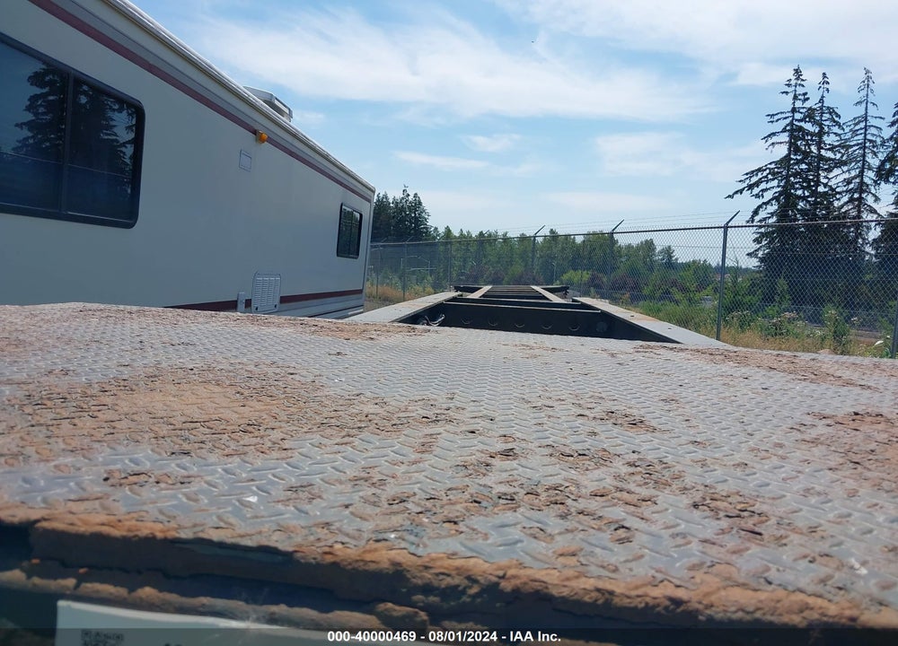 2010 PRATT INDUSTRIES INC --- VIN: 1P9CP5443AB343108