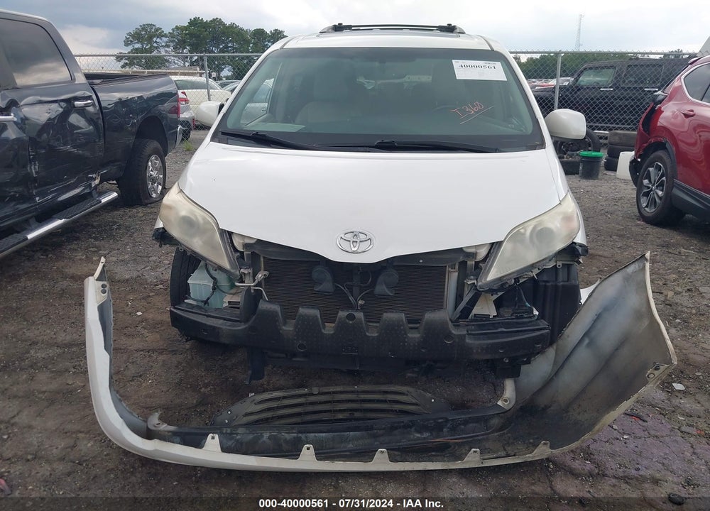 2015 TOYOTA SIENNA XLE 8 PASSENGER VIN: 5TDYK3DC2FS634953