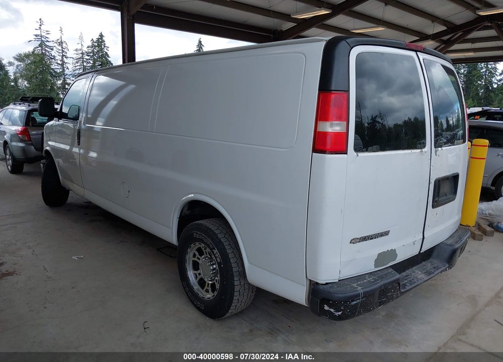 2007 CHEVROLET EXPRESS WORK VAN VIN: 1GCGG29V271172717