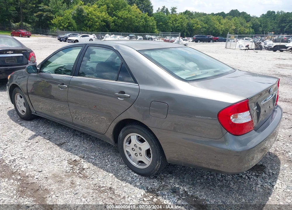 2003 TOYOTA CAMRY LE V6 VIN: 4T1BF30KX3U566640