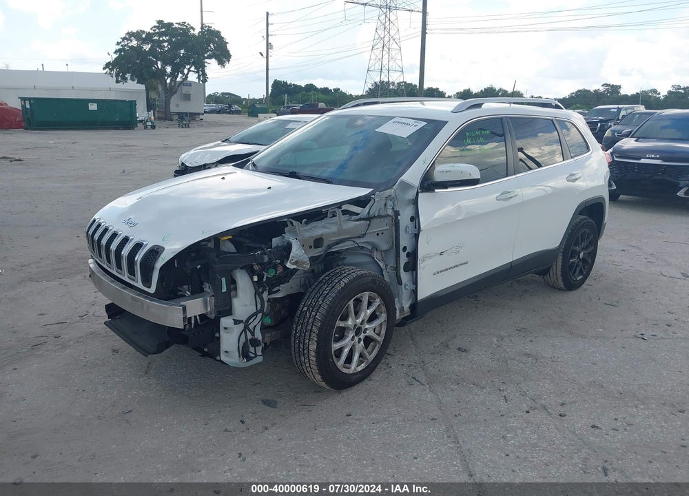 2017 JEEP CHEROKEE LATITUDE FWD VIN: 1C4PJLCB5HD233676