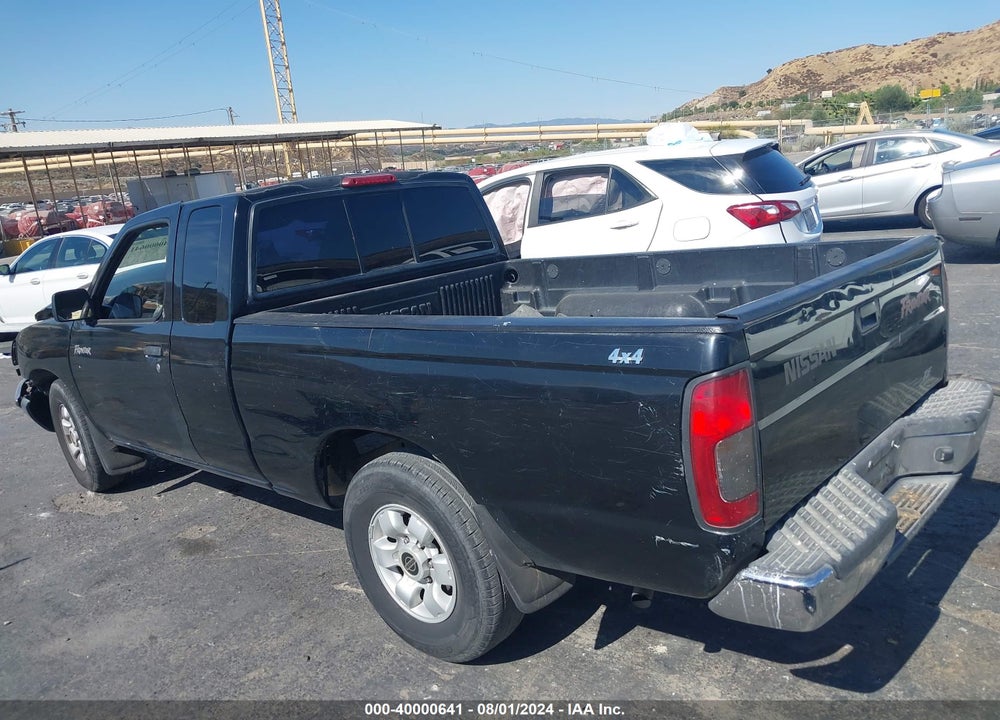 2000 NISSAN FRONTIER XE VIN: 1N6DD26S2YC347203