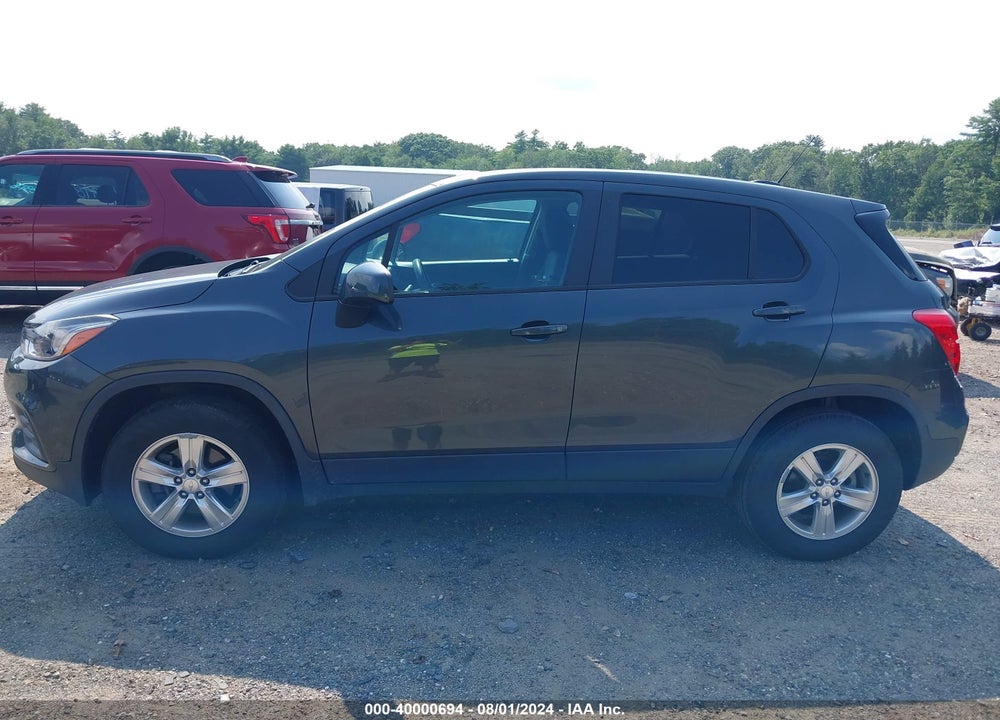 2019 CHEVROLET TRAX LS VIN: 3GNCJNSB7KL294550