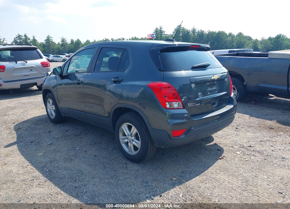 2019 CHEVROLET TRAX LS VIN: 3GNCJNSB7KL294550