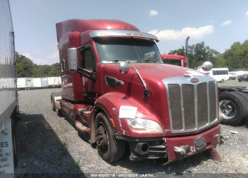 2016 PETERBILT 579 VIN: 1XPBDP9X9GD352761