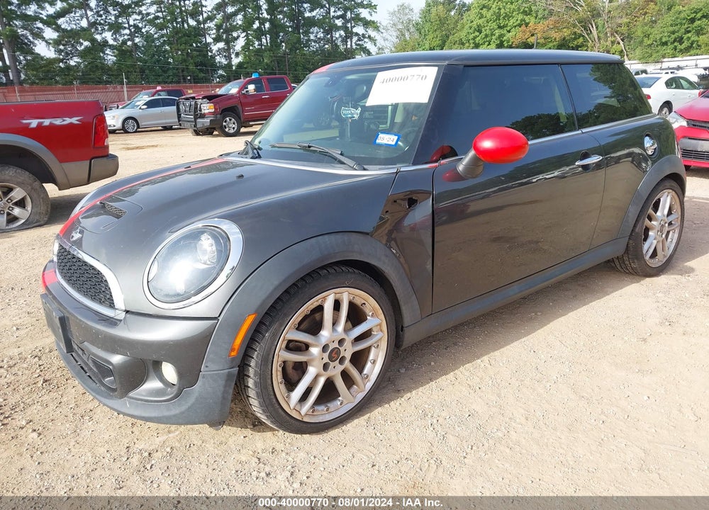 2013 MINI HARDTOP COOPER S VIN: WMWSV3C55DT392767