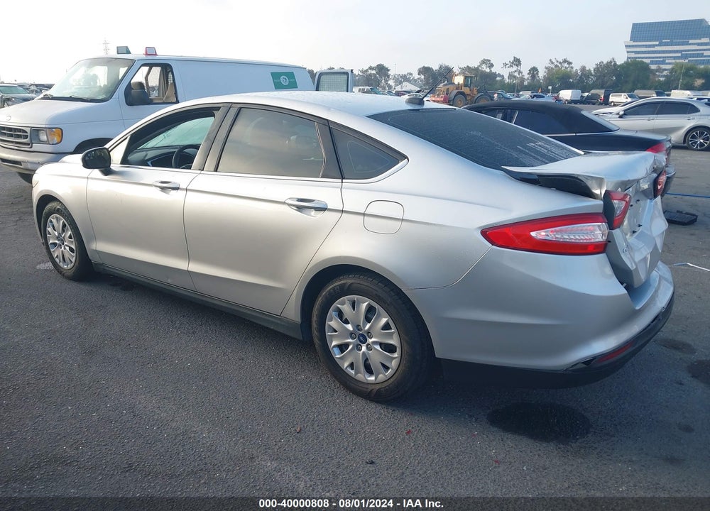 2013 FORD FUSION S VIN: 3FA6P0G70DR205306