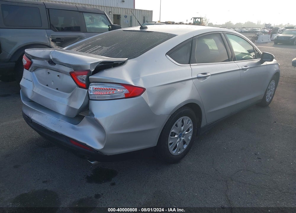2013 FORD FUSION S VIN: 3FA6P0G70DR205306