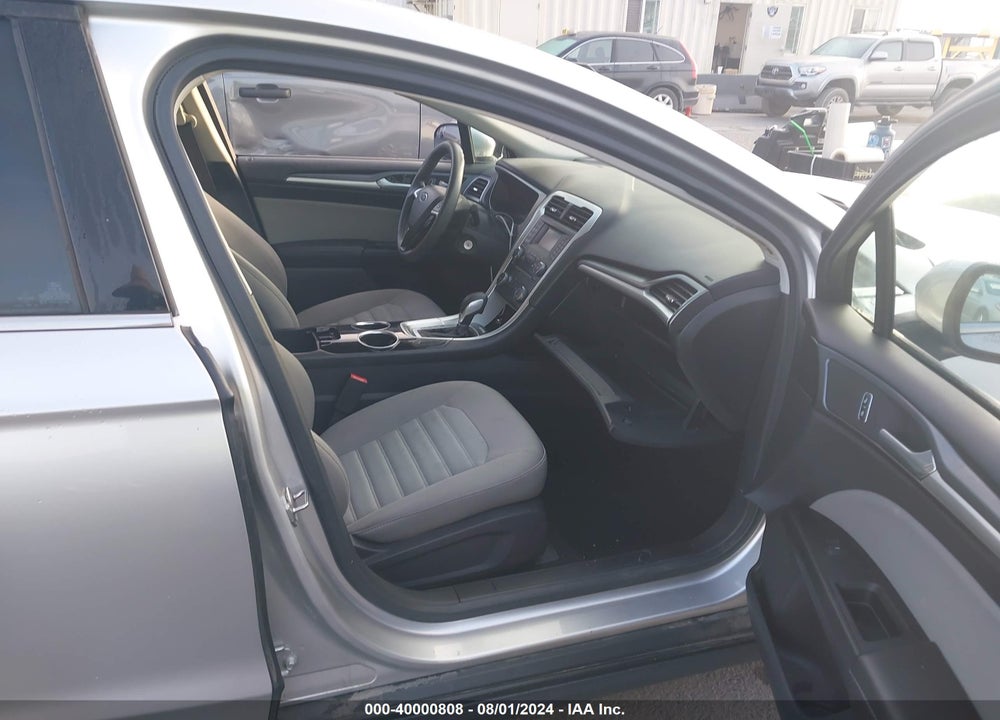 2013 FORD FUSION S VIN: 3FA6P0G70DR205306