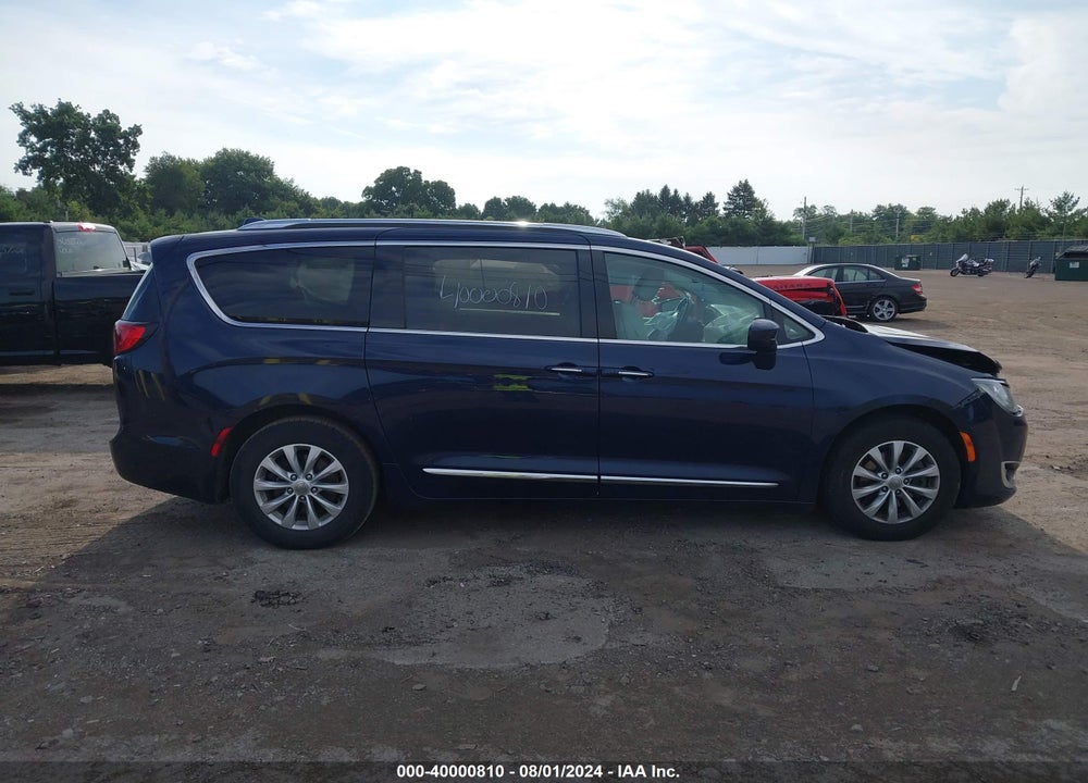 2018 CHRYSLER PACIFICA TOURING L PLUS VIN: 2C4RC1EG9JR141411