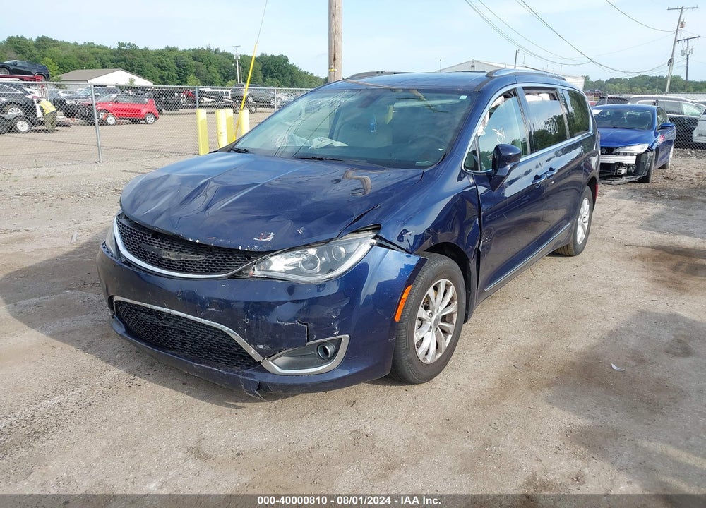 2018 CHRYSLER PACIFICA TOURING L PLUS VIN: 2C4RC1EG9JR141411