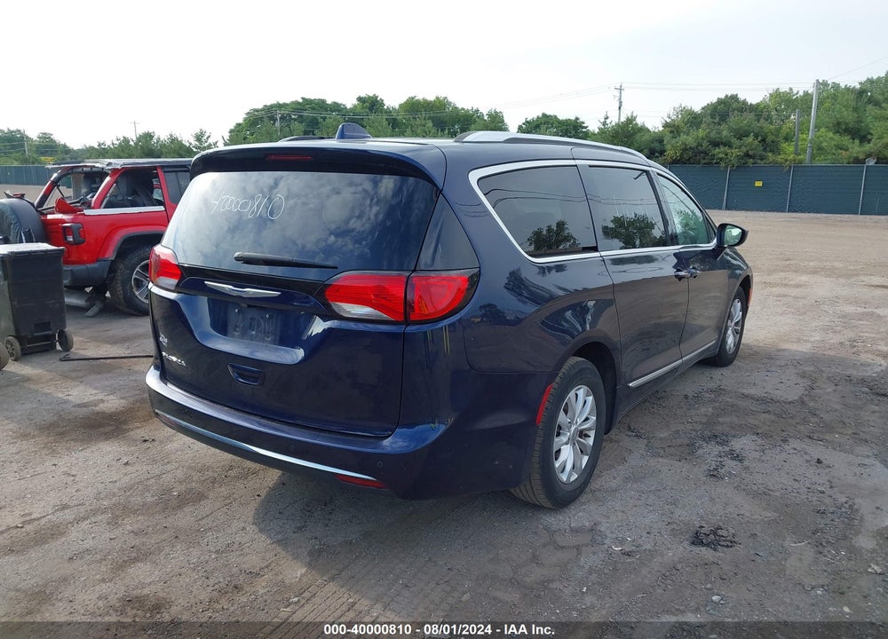 2018 CHRYSLER PACIFICA TOURING L PLUS VIN: 2C4RC1EG9JR141411