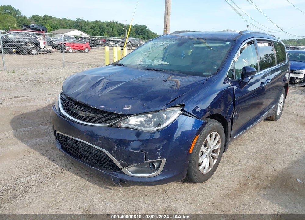 2018 CHRYSLER PACIFICA TOURING L PLUS VIN: 2C4RC1EG9JR141411