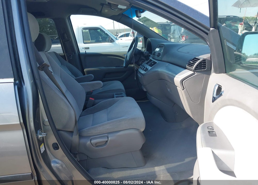 2009 HONDA ODYSSEY LX VIN: 5FNRL38229B057126