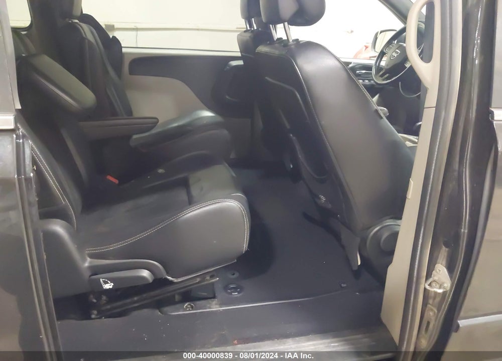 2017 DODGE GRAND CARAVAN SXT VIN: 2C4RDGCGXHR664157