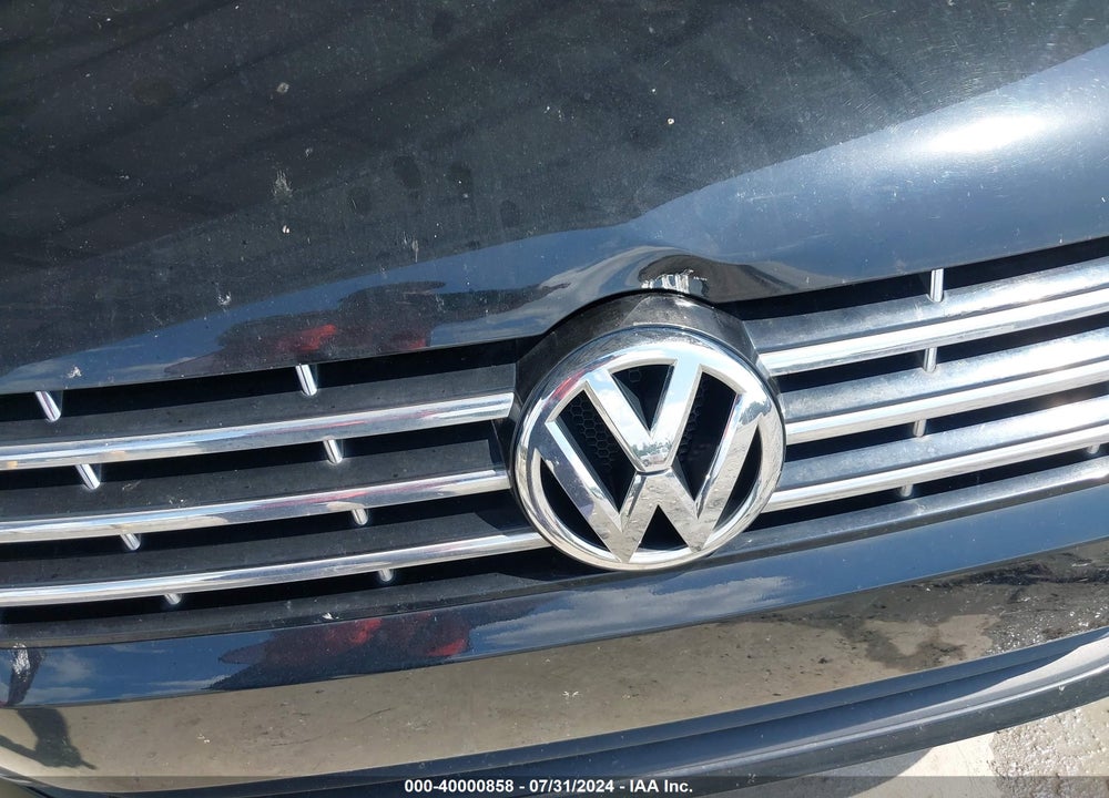 2013 VOLKSWAGEN PASSAT 2.0L TDI SE VIN: 1VWBN7A3XDC120305