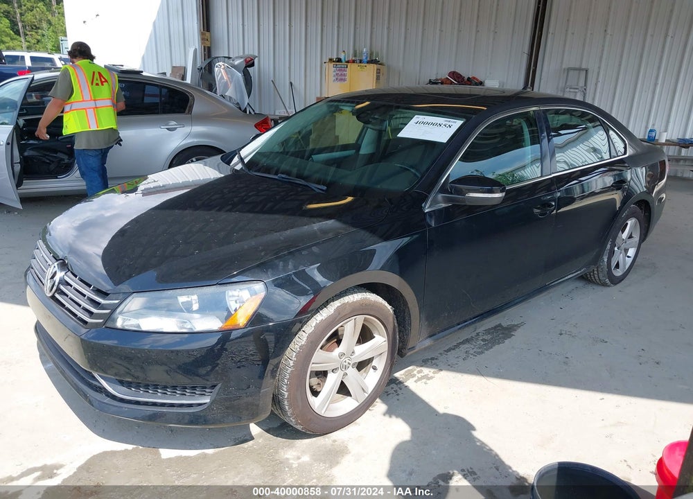 2013 VOLKSWAGEN PASSAT 2.0L TDI SE VIN: 1VWBN7A3XDC120305