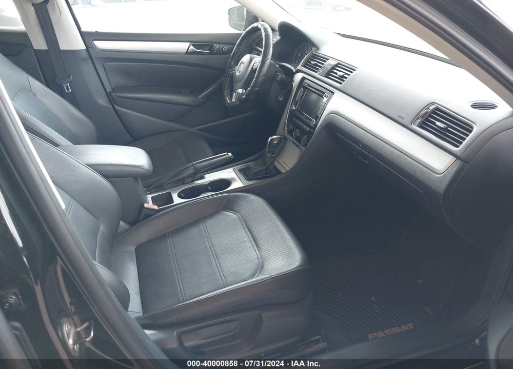 2013 VOLKSWAGEN PASSAT 2.0L TDI SE VIN: 1VWBN7A3XDC120305
