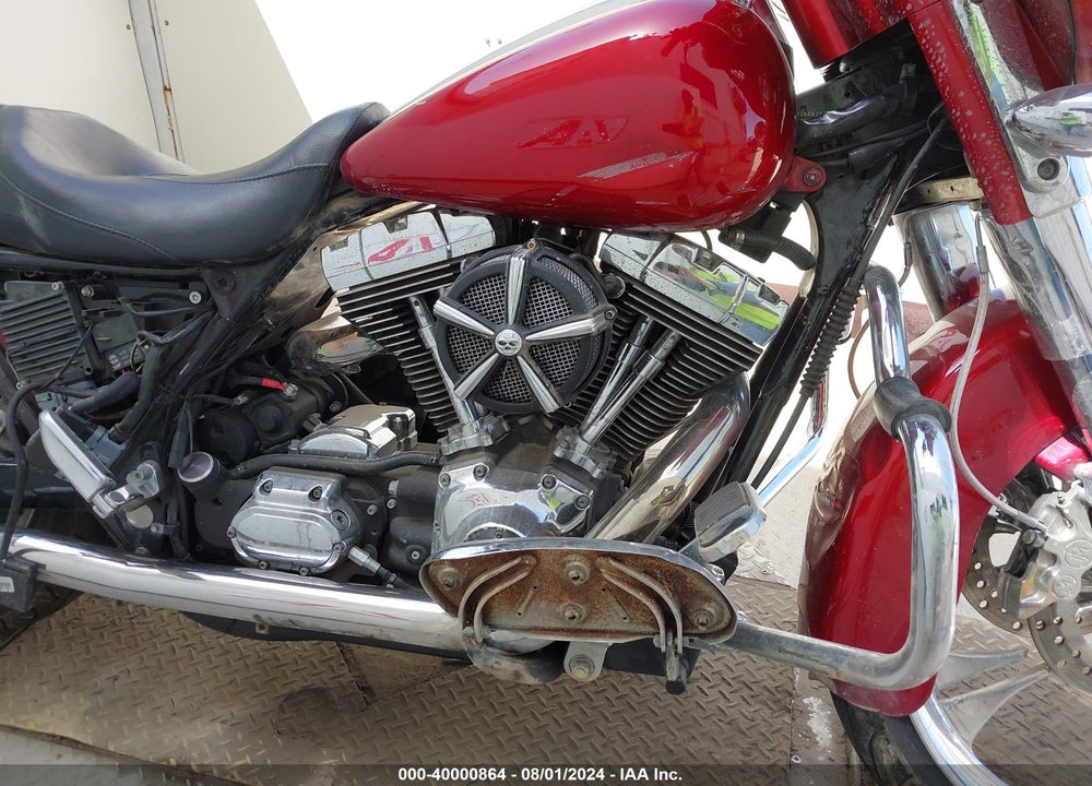 2006 HARLEY-DAVIDSON FLHXI VIN: 1HD1KBW126Y636101
