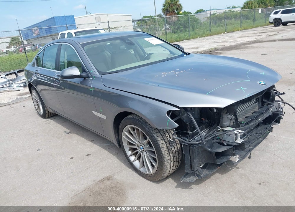 2013 BMW 750I XDRIVE VIN: WBAYB6C53DC998136