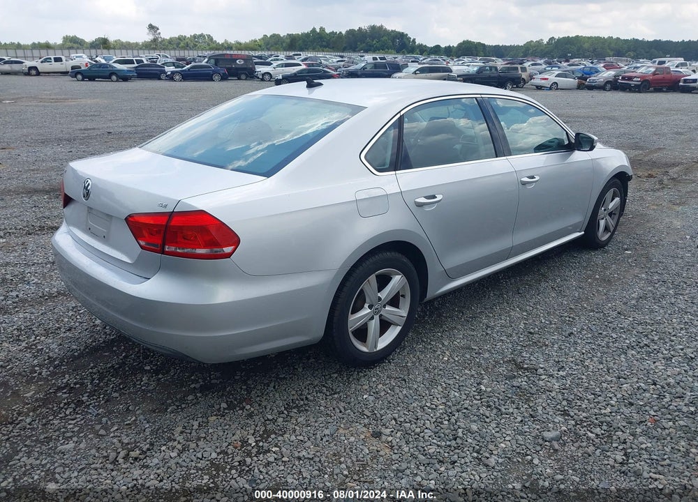 2013 VOLKSWAGEN PASSAT 2.5L SE VIN: 1VWBP7A38DC131541