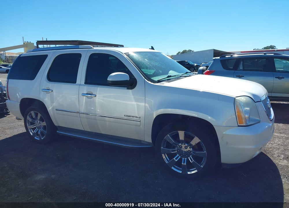 2010 GMC YUKON DENALI VIN: 1GKUKEEFXAR285233
