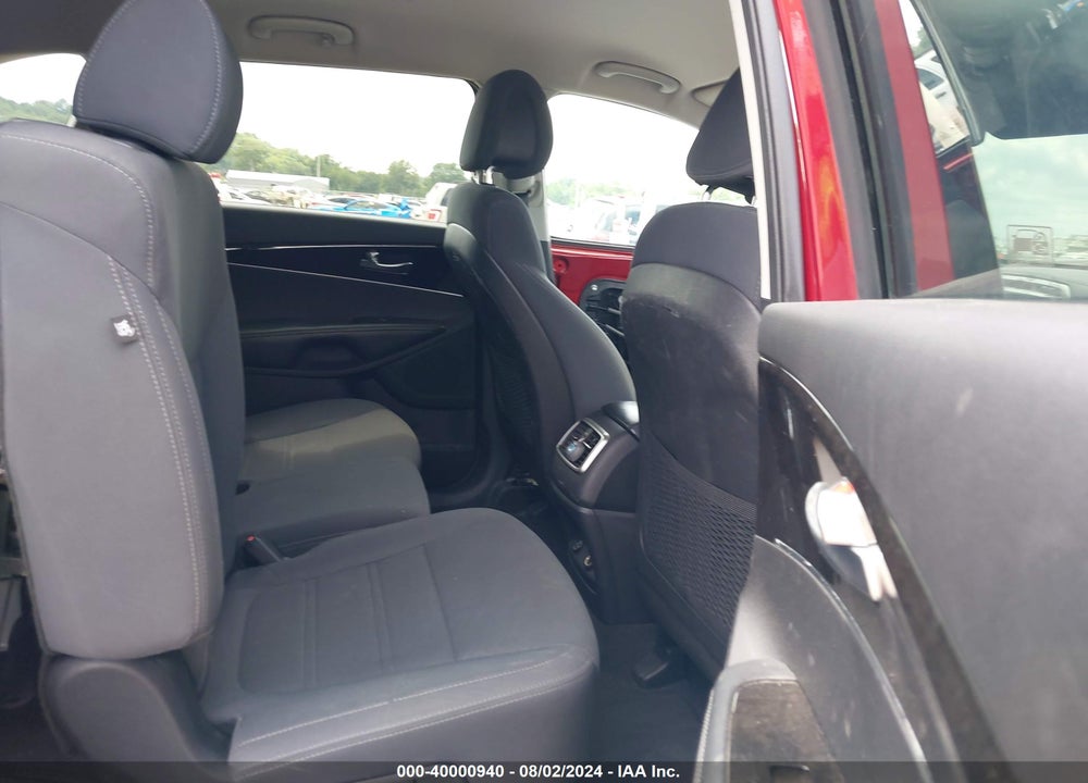 2017 KIA SORENTO 3.3L LX VIN: 5XYPGDA51HG209362