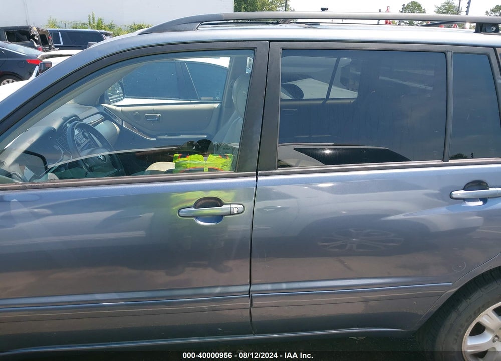 2003 TOYOTA HIGHLANDER LIMITED V6 VIN: JTEGF21A630112494