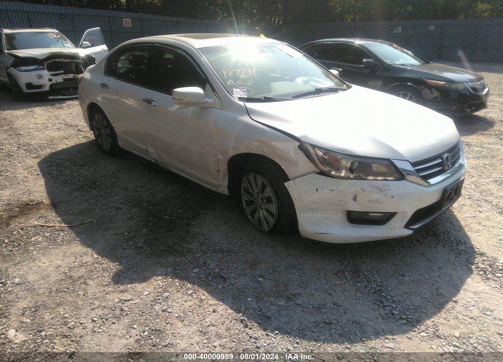 2015 HONDA ACCORD EX-L V-6 VIN: 1HGCR3F84FA009449
