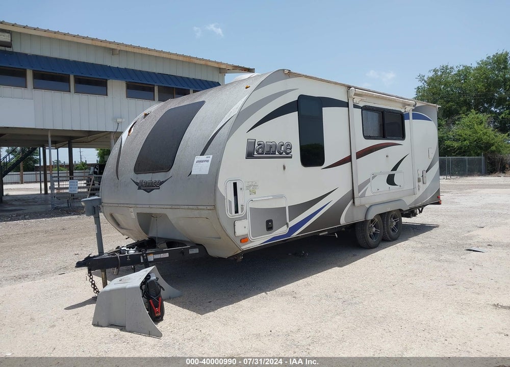 2017 LANCE M-1995 VIN: 56YTT1924HL320267