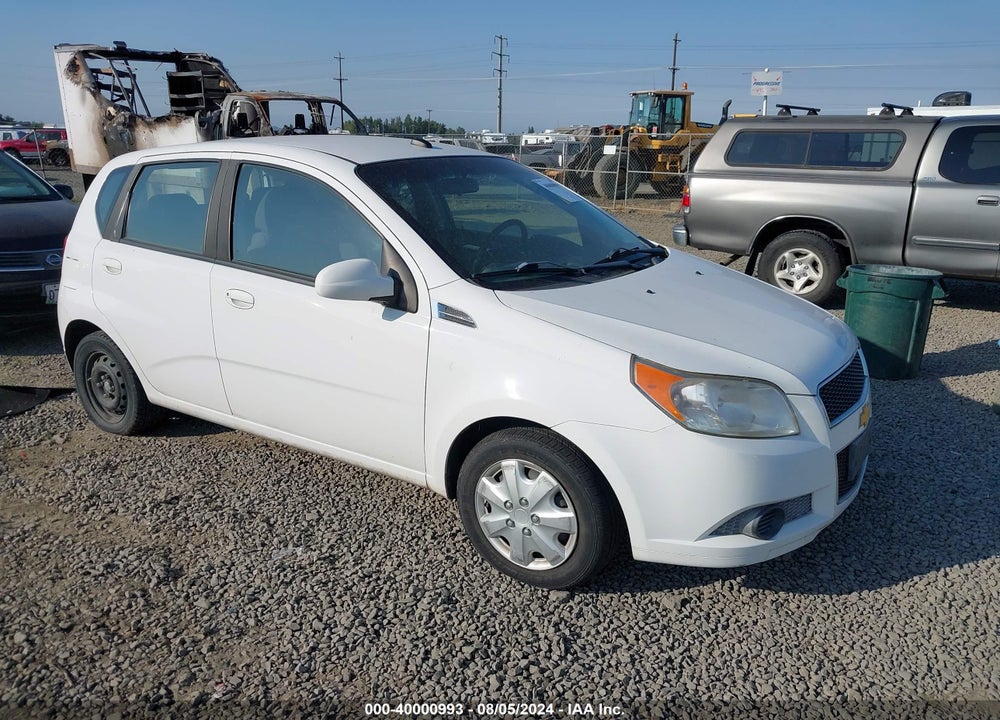 2010 CHEVROLET AVEO LS VIN: KL1TD6DE0AB111204