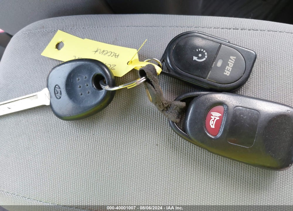 2013 HYUNDAI ACCENT GLS VIN: KMHCU4AE8DU299475