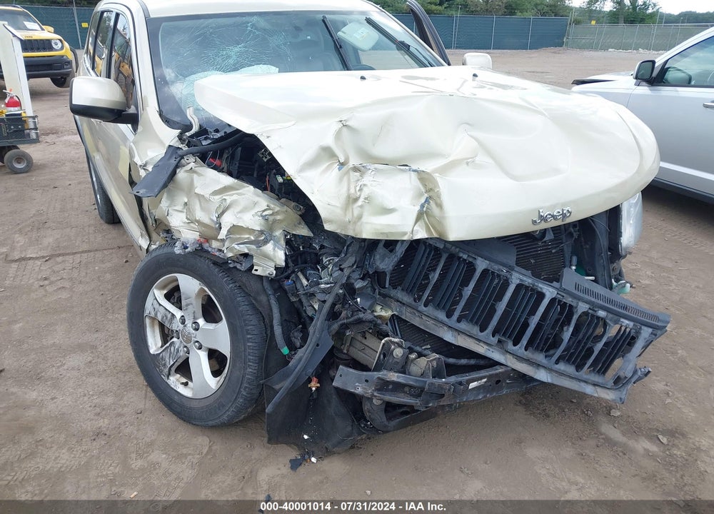 2011 JEEP GRAND CHEROKEE LAREDO VIN: 1J4RR4GG9BC557895