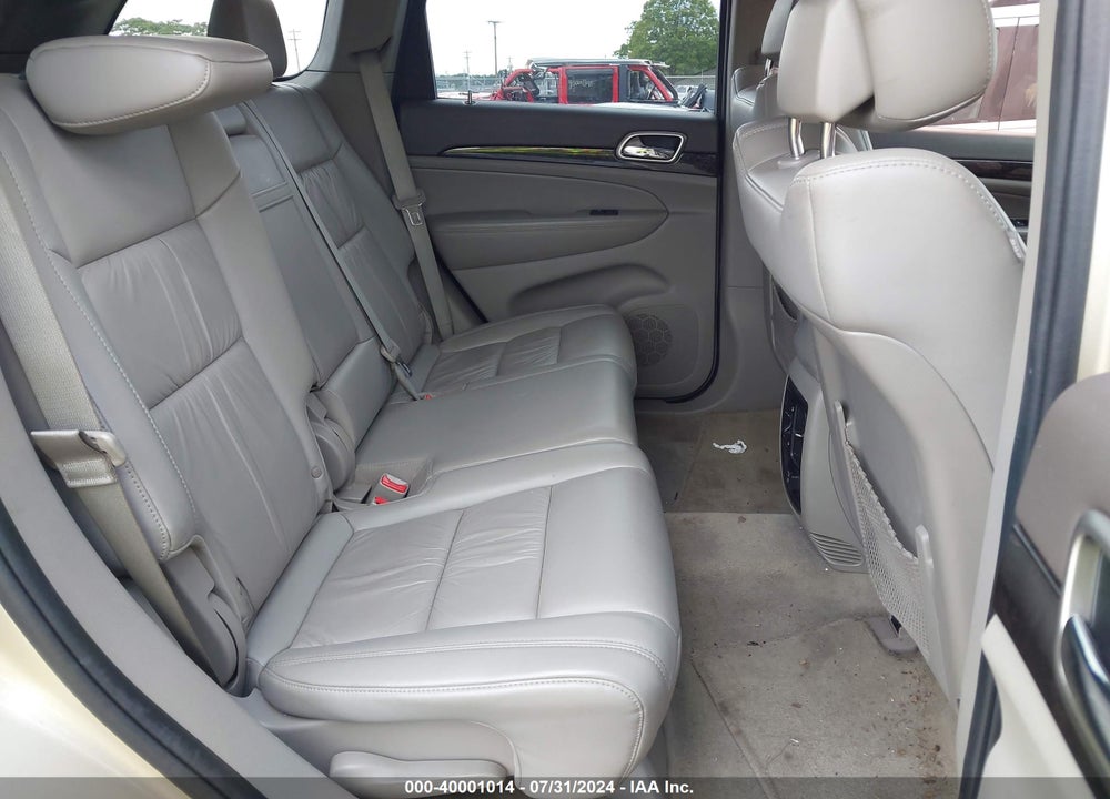 2011 JEEP GRAND CHEROKEE LAREDO VIN: 1J4RR4GG9BC557895